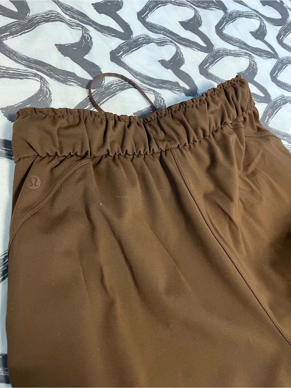 Lululemon pants - Picture 6 of 8